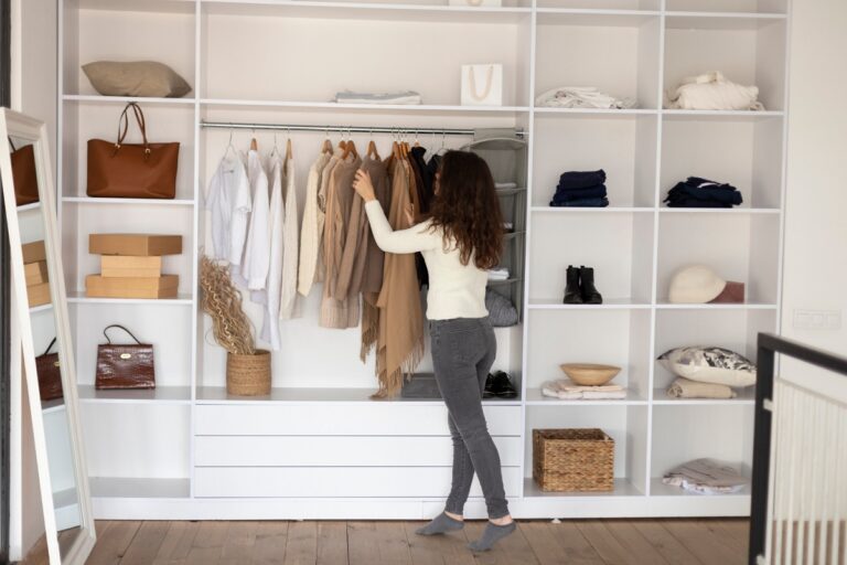 5 claves que te ayudarán a tener el armario o vestidor perfecto